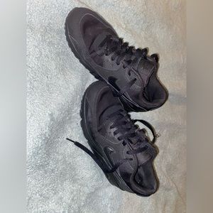 Black Airmaxes 8.5 men’s